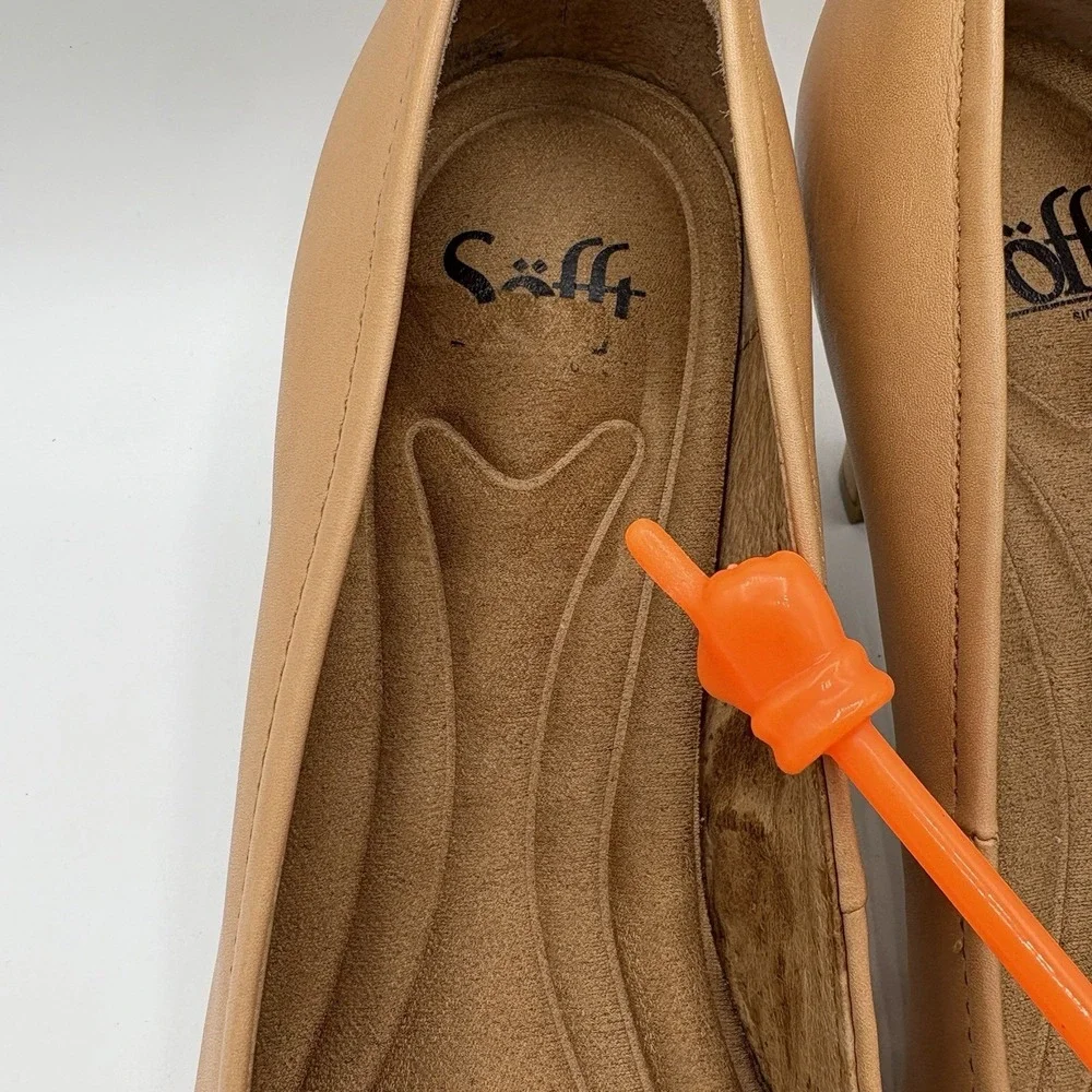 SOFFT‎ Heels Women's Size 8 Nude Leather Slip On Shoes NWOB